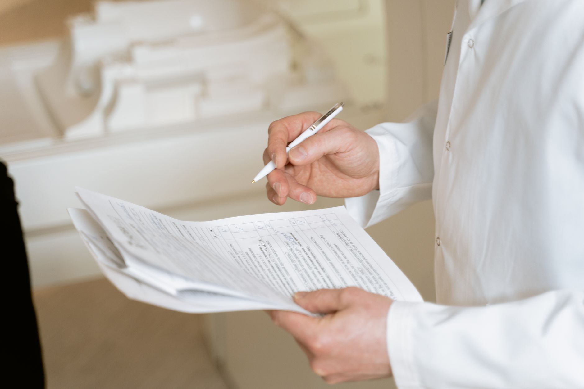 Doctor examining a patient in an exam situation
