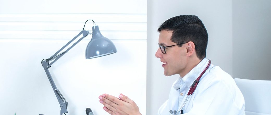 Técnica de laboratorio en su puesto